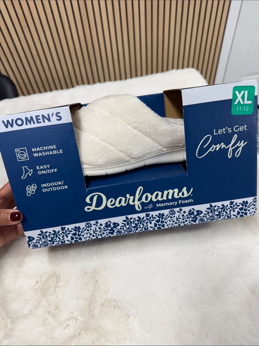 dearfoams Cream Plush Memory Foam Slip-On Slippers